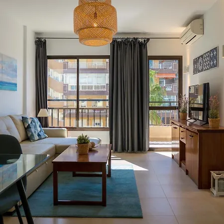 Estupendo Piso En Primera Linea De Playa; Ronda Iv Apartamento *
