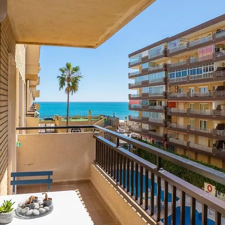 Estupendo Piso En Primera Linea De Playa; Ronda Iv Apartamento *