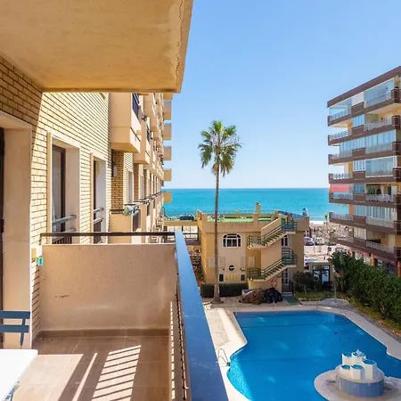 Estupendo Piso En Primera Linea De Playa; Ronda Iv Apartment